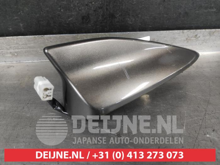 Używane Antena Mazda 2 (DJ/DL) 1.5 SkyActiv-G 90 Cena na żądanie oferowane przez V.Deijne Jap.Auto-onderdelen BV