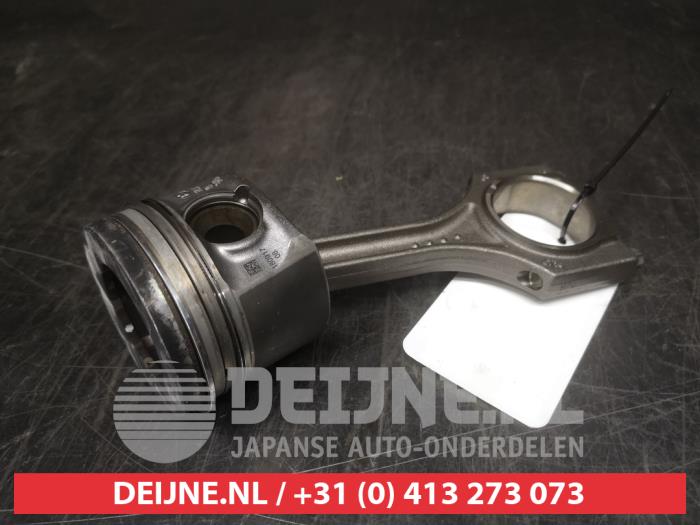 Usagé Bielle Toyota Auris (E18) 1.6 D-4D-F 16V Prix sur demande proposé par V.Deijne Jap.Auto-onderdelen BV