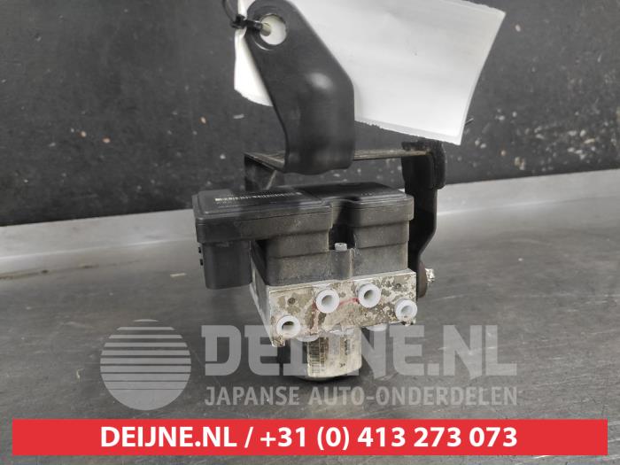 Usagé Bloc ABS Suzuki Alto 1.0 12V Prix sur demande proposé par V.Deijne Jap.Auto-onderdelen BV