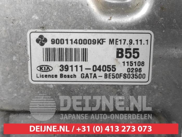 Engine management computer from a Kia Picanto (TA) 1.0 12V 2012