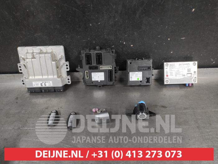 Used Engine management computer Nissan Juke (F16) Price on request offered by V.Deijne Jap.Auto-onderdelen BV
