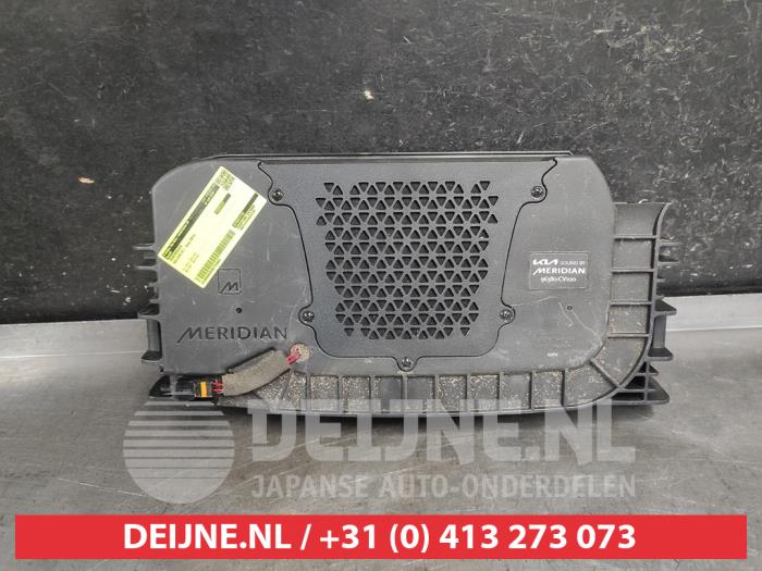 Używane Subwoofer Kia EV6 (CV) 77.4 kWh RWD Cena na żądanie oferowane przez V.Deijne Jap.Auto-onderdelen BV