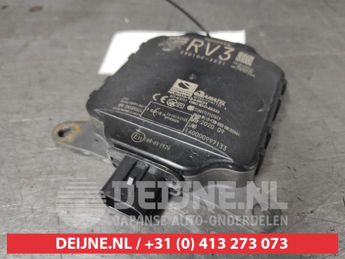 Begagnade Dödvinkelsensor Toyota RAV4 (A5) 2.5 Hybrid 16V AWD Pris på förfrågan erbjuds av V.Deijne Jap.Auto-onderdelen BV