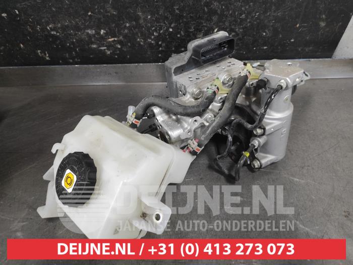 Gebrauchte Bremskraftverstärker Toyota RAV4 (A5) 2.5 Hybrid 16V AWD Preis auf Anfrage angeboten von V.Deijne Jap.Auto-onderdelen BV