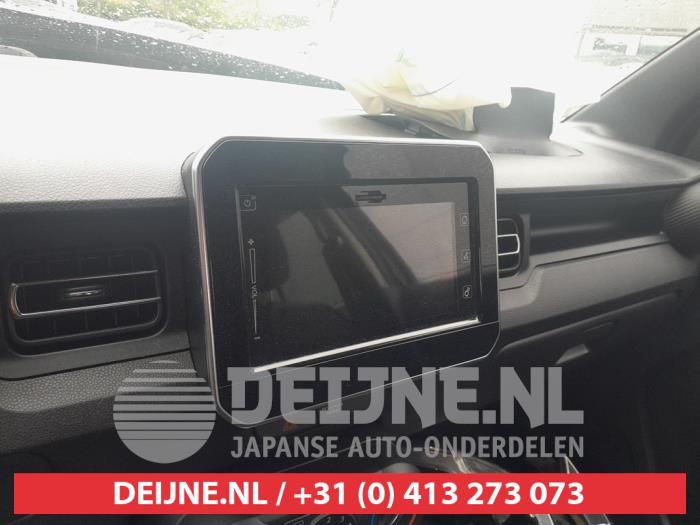 Używane Radio Suzuki Ignis (MF) 1.2 Dual Jet 16V Smart Hybrid Cena na żądanie oferowane przez V.Deijne Jap.Auto-onderdelen BV