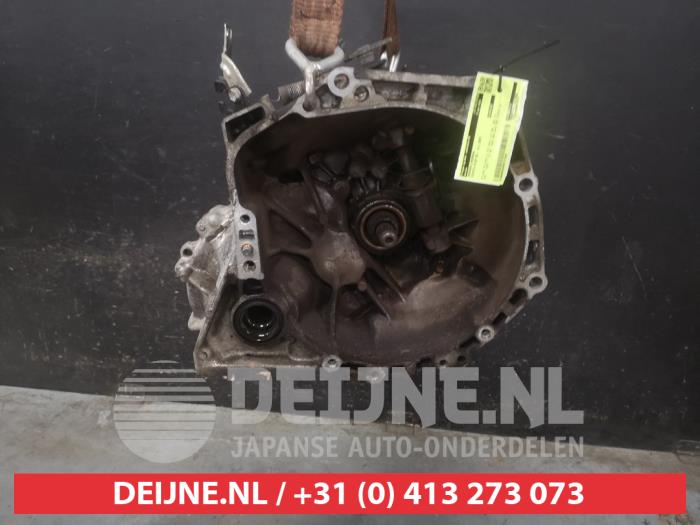 Usagé Boîte de vitesse Toyota Aygo (B10) 1.0 12V VVT-i Prix € 100,00 Règlement à la marge proposé par V.Deijne Jap.Auto-onderdelen BV