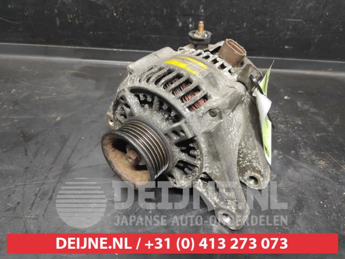Begagnade Dynamo Toyota Celica (ZZT230/231) 1.8i 16V Pris på förfrågan erbjuds av V.Deijne Jap.Auto-onderdelen BV
