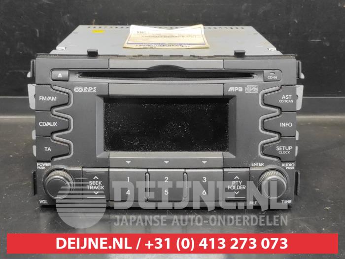Używane Radio Kia Soul I (AM) 1.6 CVVT 16V Cena na żądanie oferowane przez V.Deijne Jap.Auto-onderdelen BV