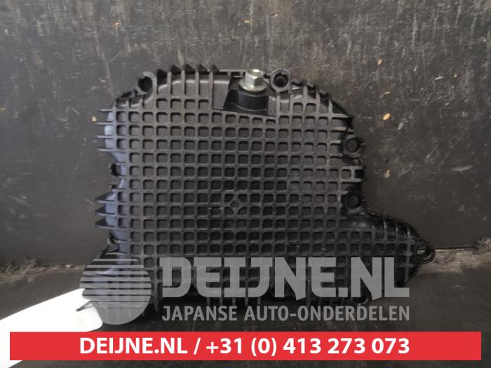 Usagé Couvercle carter Nissan Qashqai (J12) 1.5 E-Power 16V Prix sur demande proposé par V.Deijne Jap.Auto-onderdelen BV