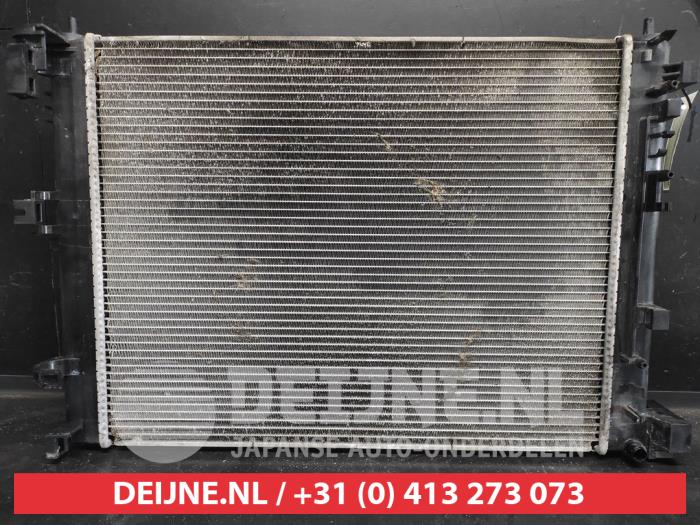 Usagé Radiateur Nissan Juke (F16) 1.0 DIG-T 12V Prix € 200,00 Règlement à la marge proposé par V.Deijne Jap.Auto-onderdelen BV