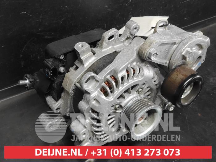 Usagé Dynamo Suzuki Swift (ZC/ZD) Prix sur demande proposé par V.Deijne Jap.Auto-onderdelen BV