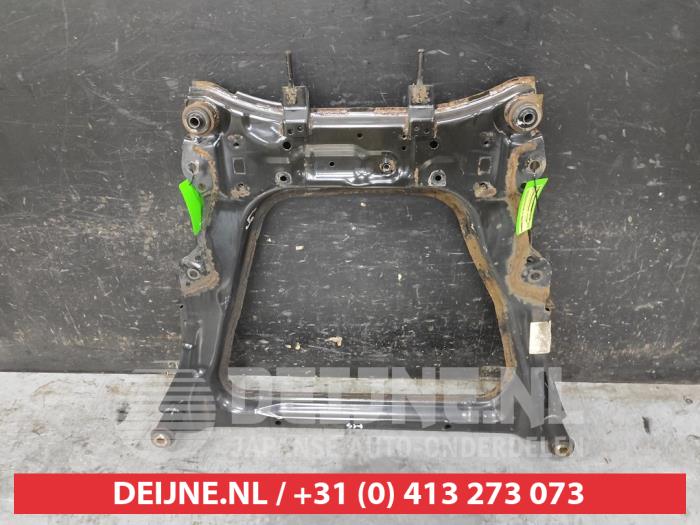 Used Subframe Nissan Juke (F15) 1.2 DIG-T 16V Price on request offered by V.Deijne Jap.Auto-onderdelen BV