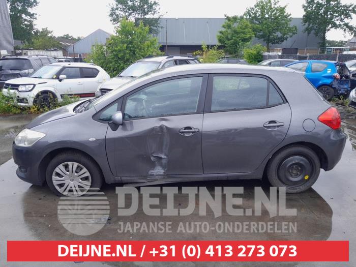 Usados Ventanilla triangular izquierda detrás Toyota Auris (E15) 1.6 Dual VVT-i 16V Precio de solicitud ofrecido por V.Deijne Jap.Auto-onderdelen BV