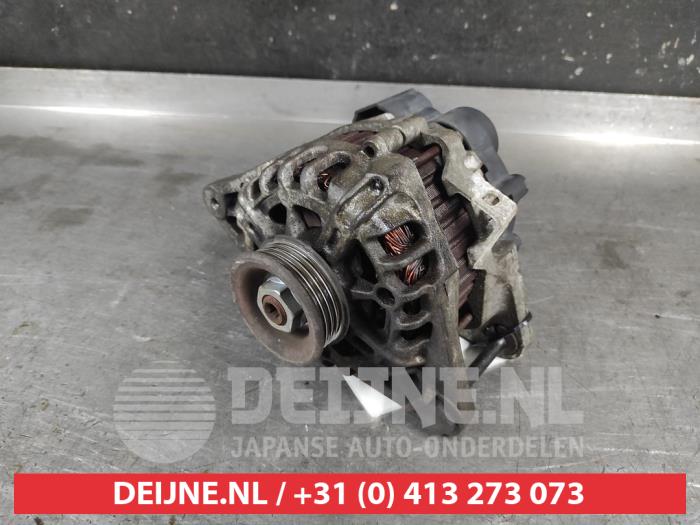 Usagé Dynamo Kia Sportage (JE) 2.0 CVVT 16V 4x2 Prix € 50,00 Règlement à la marge proposé par V.Deijne Jap.Auto-onderdelen BV