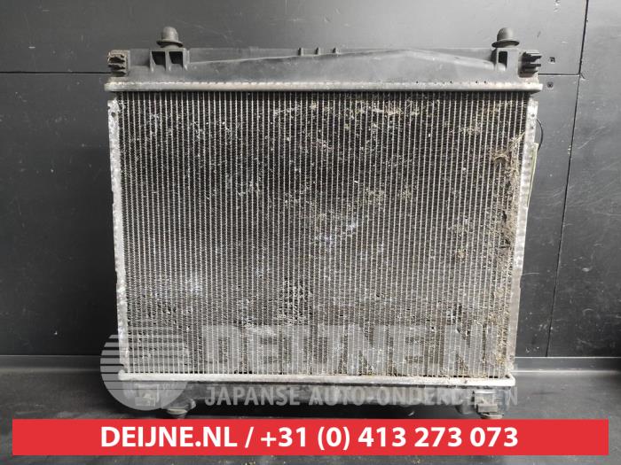 Used Radiator Toyota Yaris III (P13) 1.0 12V VVT-i Price € 35,00 Margin scheme offered by V.Deijne Jap.Auto-onderdelen BV