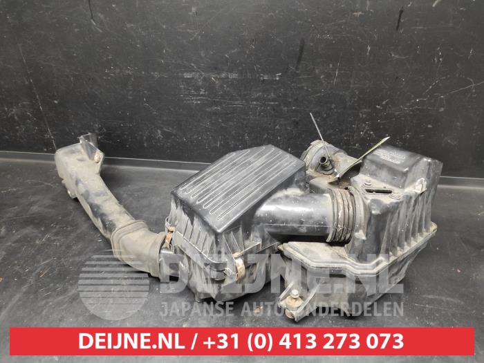 Begagnade Luftfilterhus Honda Civic (FK/FN) 1.4 i-Dsi Pris på förfrågan erbjuds av V.Deijne Jap.Auto-onderdelen BV