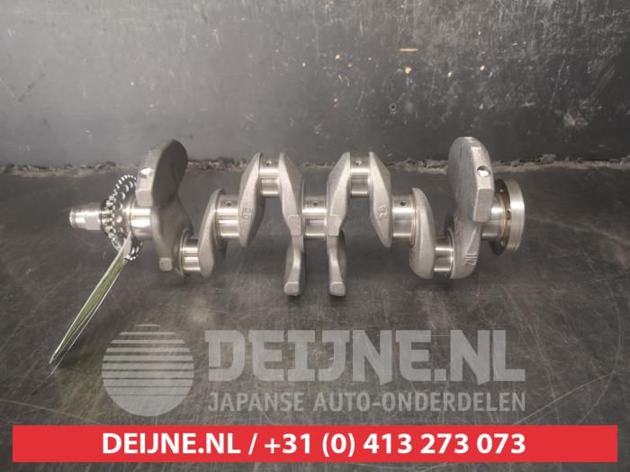 Używane Wal korbowy Toyota Yaris III (P13) 1.5 16V Hybrid Cena na żądanie oferowane przez V.Deijne Jap.Auto-onderdelen BV