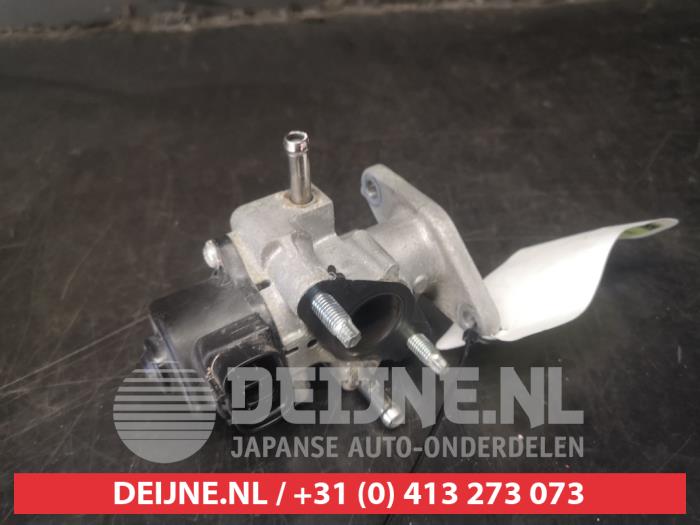 AGR Ventil Toyota Yaris III (P13), 2010 / 2020 1.5 16V Hybrid, Fließheck, Elektrisch Benzin, 1.497cc, 74kW (101pk), FWD, 1NZFXE, 2015-04 / 2017-03, NHP13 (Gebraucht)