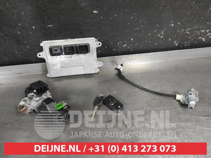 Used Engine management computer Honda Accord (CU) 2.0 i-VTEC 16V Price on request offered by V.Deijne Jap.Auto-onderdelen BV