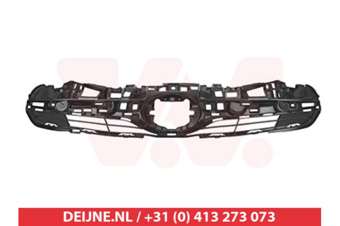 Neue Grillhalter Toyota Prius Preis € 68,28 Mit Mehrwertsteuer angeboten von V.Deijne Jap.Auto-onderdelen BV