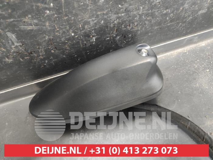 Używane Antena Toyota Aygo X 1.0 12V VVT-i Cena na żądanie oferowane przez V.Deijne Jap.Auto-onderdelen BV