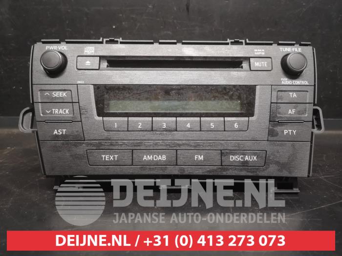Używane Radio Toyota Prius (ZVW3) 1.8 16V Cena € 150,00 Procedura marży oferowane przez V.Deijne Jap.Auto-onderdelen BV