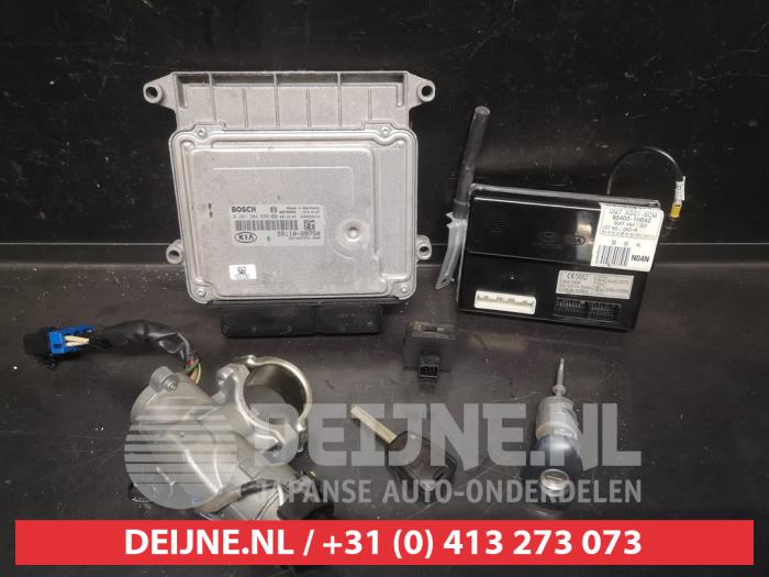 Used Engine management computer Kia Cee'd Sporty Wagon (EDF) 1.4 16V Price on request offered by V.Deijne Jap.Auto-onderdelen BV