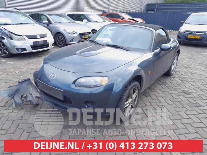 Używane Maska Mazda MX-5 (NC) 1.8i 16V Cena na żądanie oferowane przez V.Deijne Jap.Auto-onderdelen BV