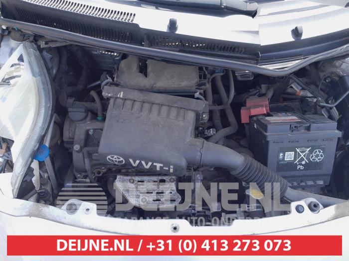 Motor Toyota Yaris II (P9), 2005 / 2014 1.3 16V VVT-i, Fließheck, Benzin, 1.298cc, 64kW (87pk), FWD, 2SZFE, 2005-08 / 2010-11, SCP90 (Gebraucht)