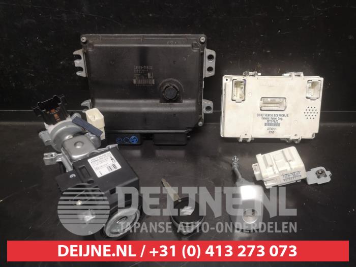 Used Engine management computer Suzuki SX4 (EY/GY) 1.6 16V VVT Comfort,Exclusive Autom. Price on request offered by V.Deijne Jap.Auto-onderdelen BV