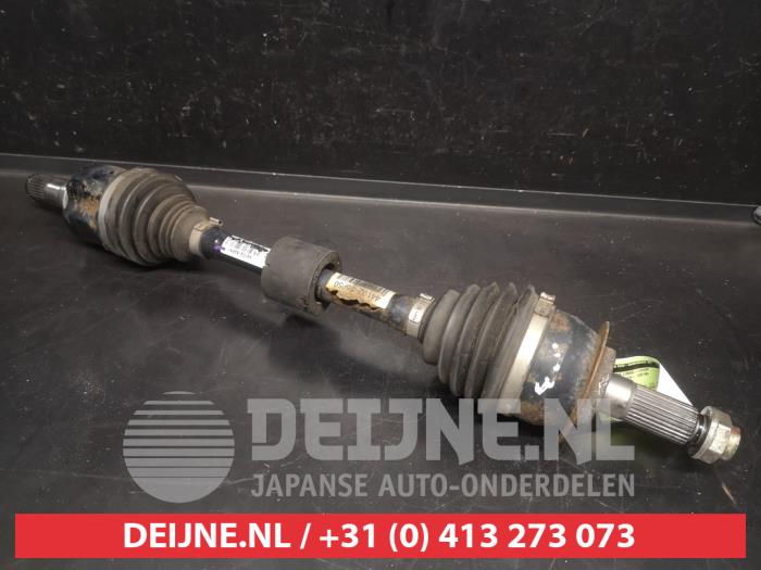 Gebrauchte Antriebswelle links vorne Suzuki SX4 S-Cross (JY) 1.0 Booster Jet Turbo 12V AllGrip Preis € 75,00 Margenregelung angeboten von V.Deijne Jap.Auto-onderdelen BV