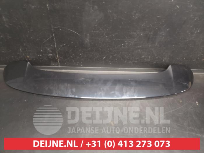 Używane Spojler Suzuki Swift (ZA/ZC/ZD1/2/3/9) 1.3 VVT 16V Cena na żądanie oferowane przez V.Deijne Jap.Auto-onderdelen BV