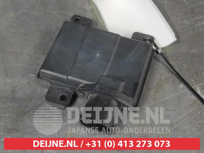 Begagnade Dödvinkelsensor Hyundai Tucson (NX) 1.6 T-GDI Pris på förfrågan erbjuds av V.Deijne Jap.Auto-onderdelen BV