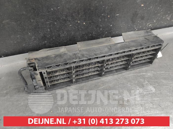 Begagnade Lufttratt Nissan Qashqai (J11) 1.3 DIG-T 160 16V Pris på förfrågan erbjuds av V.Deijne Jap.Auto-onderdelen BV