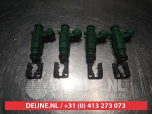 Used Injector (petrol injection) Hyundai Accent 1.4i 16V Price on request offered by V.Deijne Jap.Auto-onderdelen BV