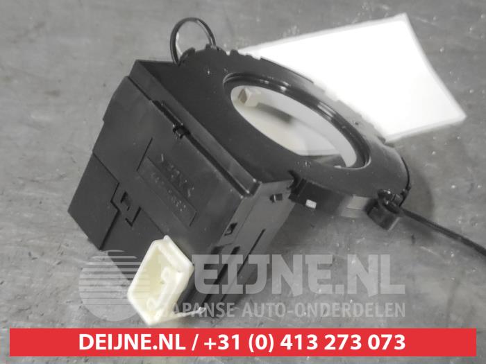 Begagnade Styrvinkelsensor Toyota Prius (ZVW3) 1.8 16V Pris € 50,00 Marginaltabell erbjuds av V.Deijne Jap.Auto-onderdelen BV