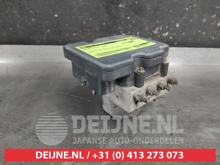 Usagé Pompe ABS Suzuki Swift (ZA/ZC/ZD) 1.2 16V Prix € 150,00 Règlement à la marge proposé par V.Deijne Jap.Auto-onderdelen BV