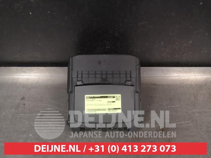 Gebrauchte Frontscheibenanzeige Hyundai Kona (OS) 1.6 GDi HEV 16V Preis auf Anfrage angeboten von V.Deijne Jap.Auto-onderdelen BV