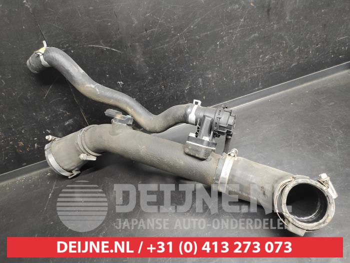 Gebrauchte Intercooler Rohr Hyundai i30 Fastback (PDEBA/PEDBC) 2.0 N Turbo 16V Preis auf Anfrage angeboten von V.Deijne Jap.Auto-onderdelen BV