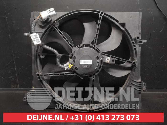 Begagnade Kylfläktshus Nissan Qashqai (J11) 1.2 DIG-T 16V Pris på förfrågan erbjuds av V.Deijne Jap.Auto-onderdelen BV