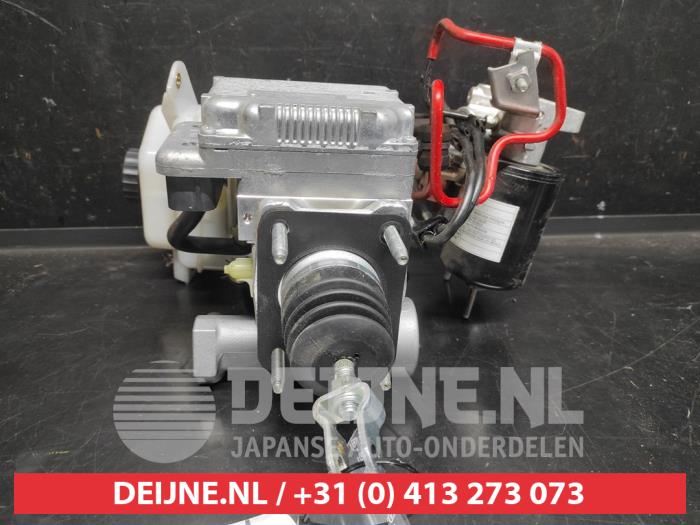 Usagé Assistant de freinage Toyota Yaris III (P13) 1.5 16V Hybrid Prix sur demande proposé par V.Deijne Jap.Auto-onderdelen BV