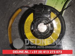 Używane Przewód spiralny poduszki powietrznej Kia Cee'd (EDB5) 1.6 CRDi 16V Cena € 50,00 Procedura marży oferowane przez V.Deijne Jap.Auto-onderdelen BV