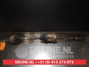 Used Front drive shaft, right Nissan Almera (N16) 2.2 Di 16V HP Price € 40,00 Margin scheme offered by V.Deijne Jap.Auto-onderdelen BV