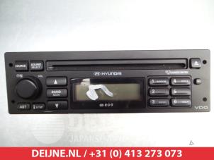 Used Radio Hyundai Santa Fe I 2.0 CRDi 16V 4x4 Price on request offered by V.Deijne Jap.Auto-onderdelen BV