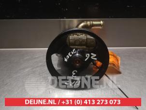 Usagé Pompe de direction Mazda 3 (BK12) 1.6i 16V Prix € 50,00 Règlement à la marge proposé par V.Deijne Jap.Auto-onderdelen BV
