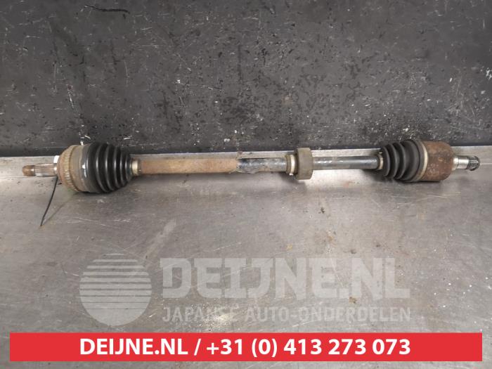 Gebrauchte Antriebswelle rechts vorne Honda Civic (EP/EU) 1.7 CTDi 16V Preis € 50,00 Margenregelung angeboten von V.Deijne Jap.Auto-onderdelen BV
