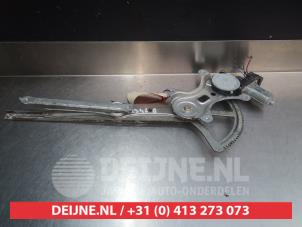 Used Window mechanism 2-door, front right Mitsubishi L-200 2.5 DI-D 4x4 Price on request offered by V.Deijne Jap.Auto-onderdelen BV