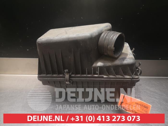 Begagnade Luftfilterhus Kia Carens II (FJ) 2.0 CRDI 16V Pris € 30,00 Marginaltabell erbjuds av V.Deijne Jap.Auto-onderdelen BV