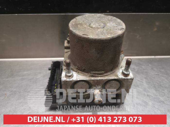 Usagé Pompe ABS Hyundai Getz 1.5 CRDi VGT 16V Prix € 75,00 Règlement à la marge proposé par V.Deijne Jap.Auto-onderdelen BV