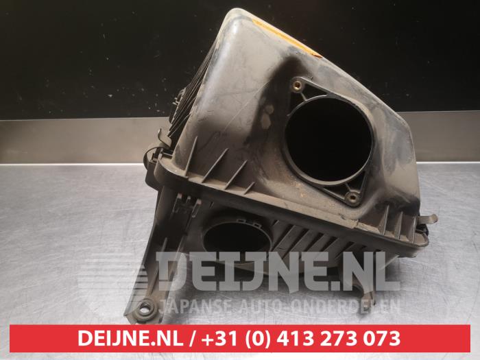 Gebrauchte Luftfiltergehäuse Kia Sorento I (JC) 3.5 V6 24V Preis € 25,00 Margenregelung angeboten von V.Deijne Jap.Auto-onderdelen BV